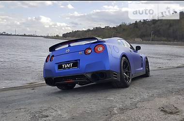 Купе Nissan GT-R 2013 в 