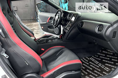 Купе Nissan GT-R 2013 в Киеве