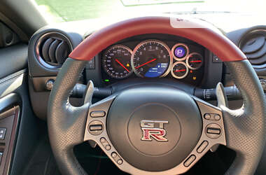 Купе Nissan GT-R 2013 в Киеве
