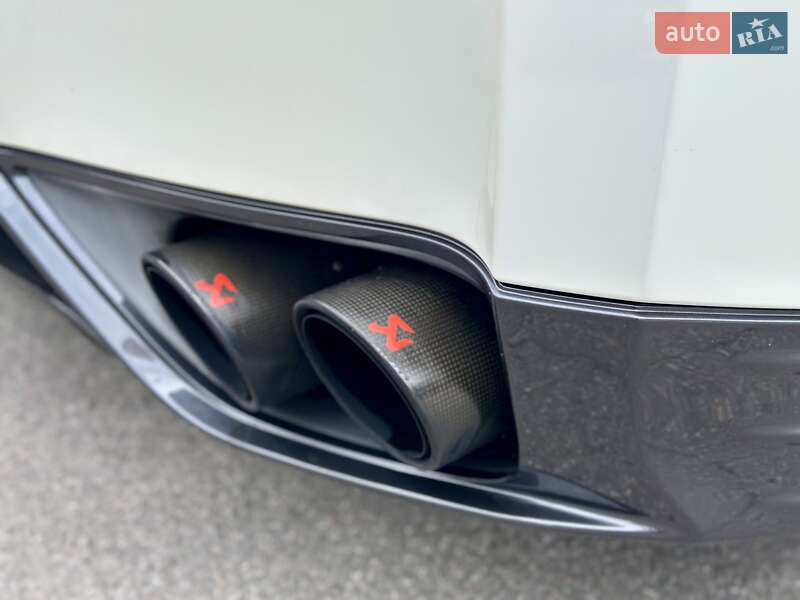 Купе Nissan GT-R 2013 в Києві
