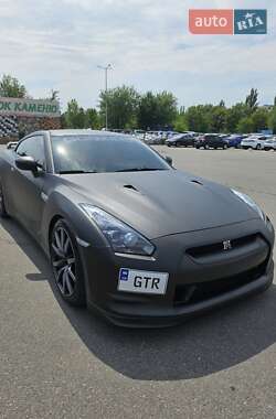 Купе Nissan GT-R 2008 в 