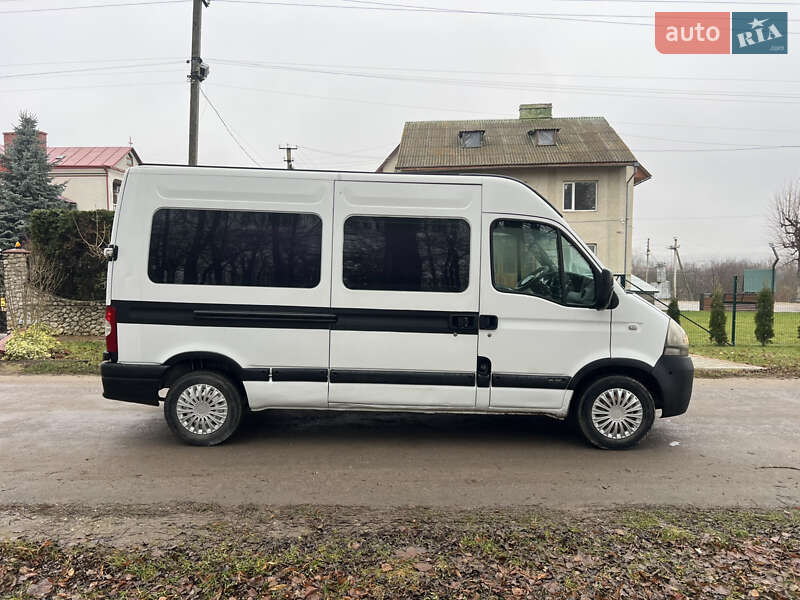 Мікроавтобус Nissan Interstar 2006 в Кременці