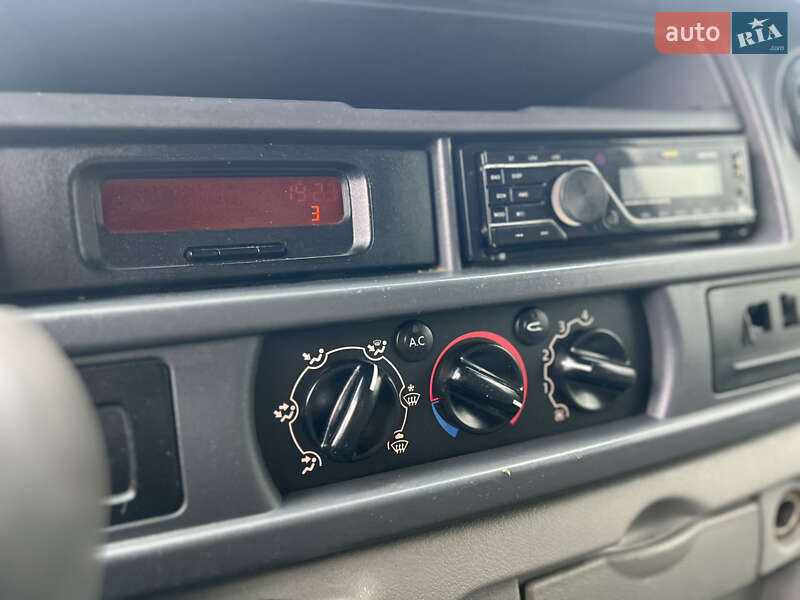 Мікроавтобус Nissan Interstar 2006 в Кременці