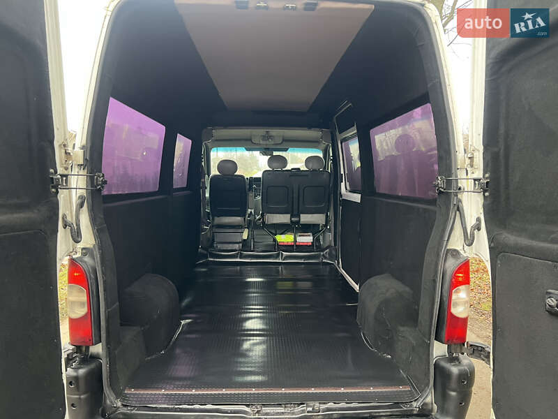 Мікроавтобус Nissan Interstar 2006 в Кременці