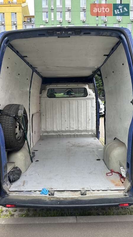 Грузовой фургон Nissan Interstar 2004 в Киеве