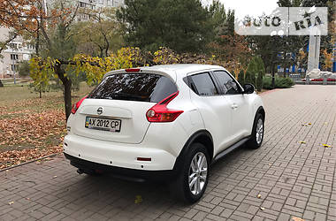 Внедорожник / Кроссовер Nissan Juke 2014 в Запорожье