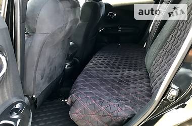 Внедорожник / Кроссовер Nissan Juke 2013 в 