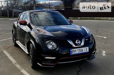 Внедорожник / Кроссовер Nissan Juke 2015 в 