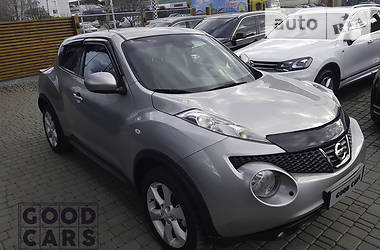 Позашляховик / Кросовер Nissan Juke 2011 в 