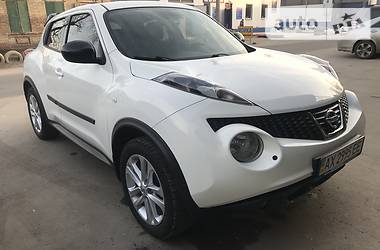 Позашляховик / Кросовер Nissan Juke 2014 в 