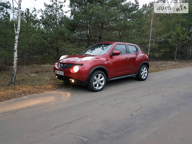 Позашляховик / Кросовер Nissan Juke 2012 в Березному