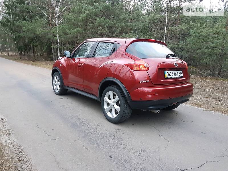 Позашляховик / Кросовер Nissan Juke 2012 в Березному