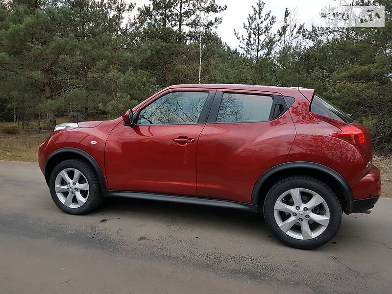 Позашляховик / Кросовер Nissan Juke 2012 в Березному