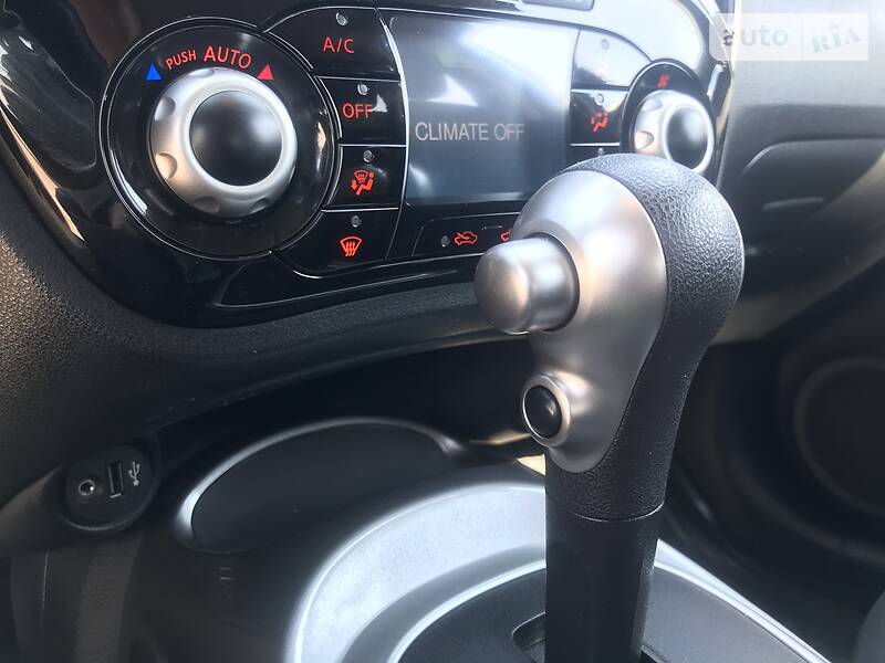 Позашляховик / Кросовер Nissan Juke 2018 в Києві