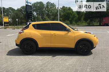 Позашляховик / Кросовер Nissan Juke 2015 в 