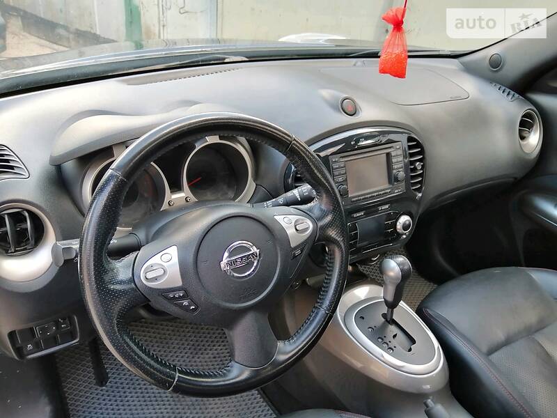 Позашляховик / Кросовер Nissan Juke 2012 в Києві