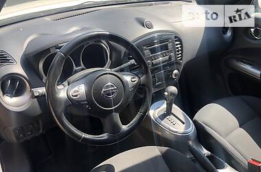 Позашляховик / Кросовер Nissan Juke 2012 в 