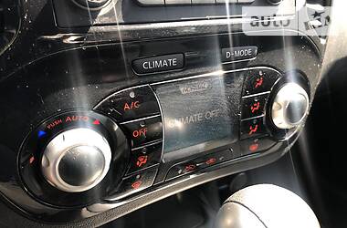 Позашляховик / Кросовер Nissan Juke 2012 в 