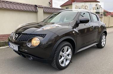 Внедорожник / Кроссовер Nissan Juke 2012 в 