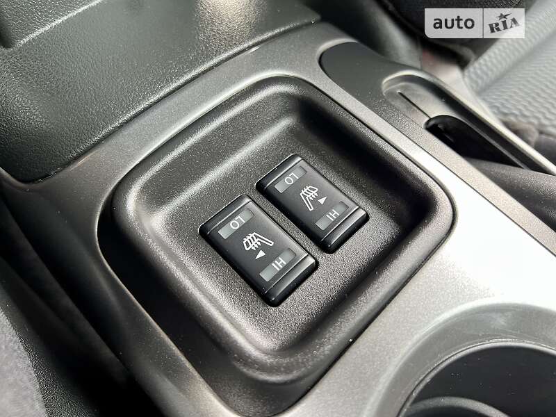 Внедорожник / Кроссовер Nissan Juke 2018 в Днепре фото 37 Внедорожник / Кроссовер Nissan Juke 2018 в Днепре