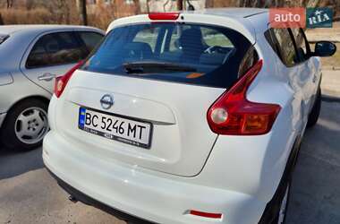Позашляховик / Кросовер Nissan Juke 2013 в 