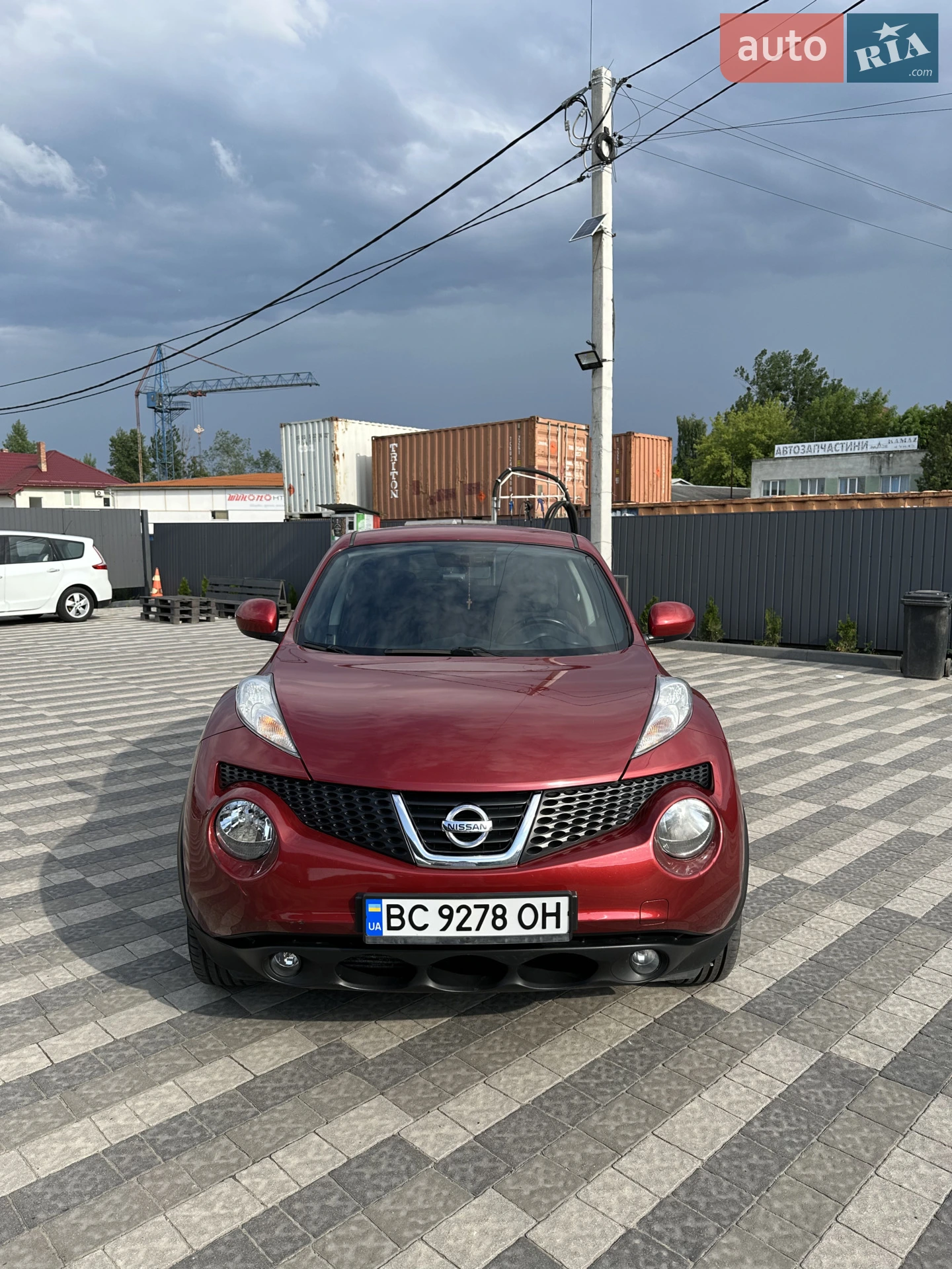 2010 Nissan Juke - мініатюра 2