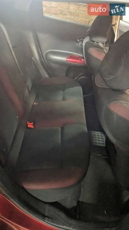 Позашляховик / Кросовер Nissan Juke 2010 в Львові