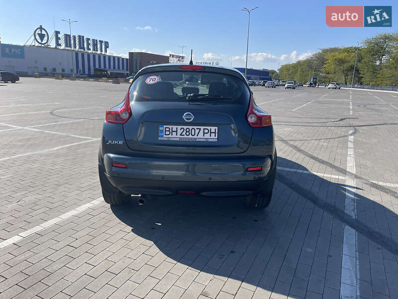Внедорожник / Кроссовер Nissan Juke 2011 в Одессе