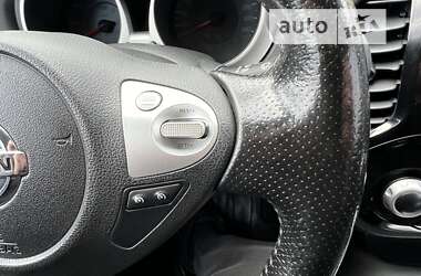 Внедорожник / Кроссовер Nissan Juke 2013 в 