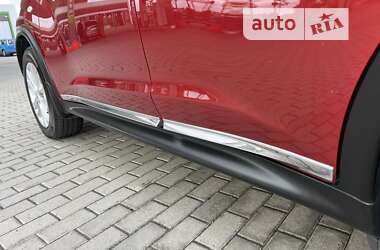 Внедорожник / Кроссовер Nissan Juke 2013 в 
