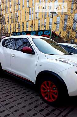 Внедорожник / Кроссовер Nissan Juke 2014 в Киеве
