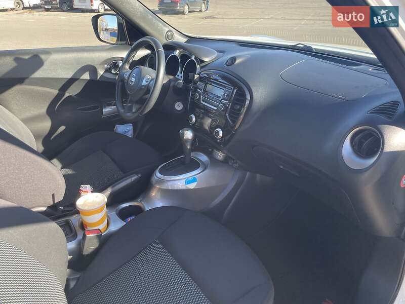 Внедорожник / Кроссовер Nissan Juke 2016 в Киеве
