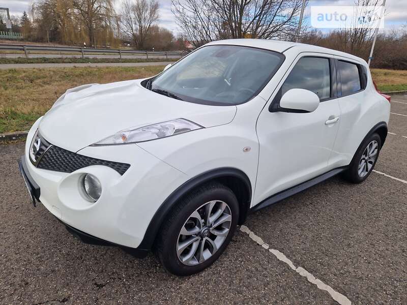 Внедорожник / Кроссовер Nissan Juke 2014 в Львове