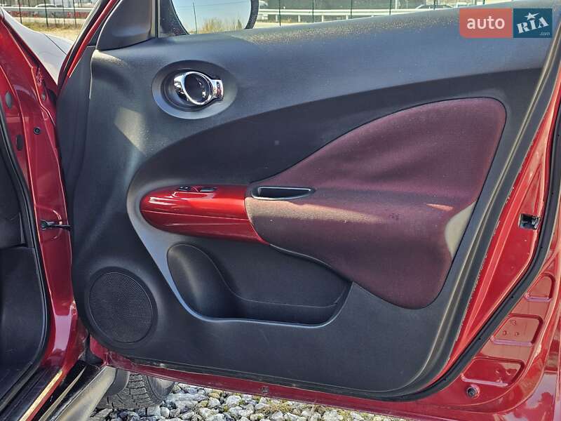 Внедорожник / Кроссовер Nissan Juke 2012 в Тернополе