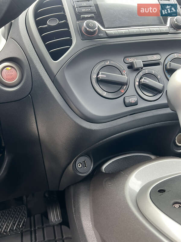 Позашляховик / Кросовер Nissan Juke 2015 в Харкові