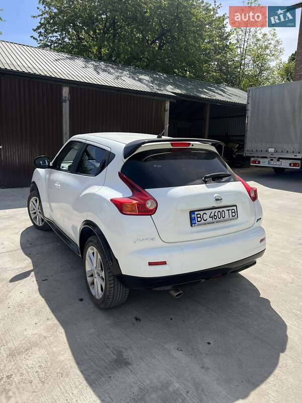 Позашляховик / Кросовер Nissan Juke 2012 в Львові