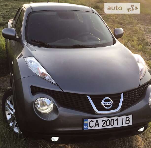 Внедорожник / Кроссовер Nissan Juke 2014 в Богуславе