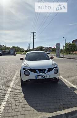 Позашляховик / Кросовер Nissan Juke 2015 в Одесі