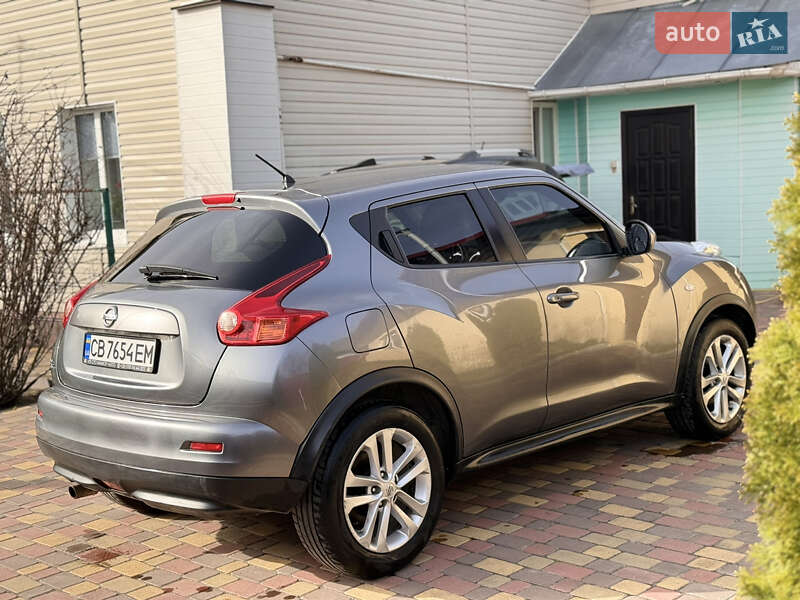 Позашляховик / Кросовер Nissan Juke 2011 в Чернігові