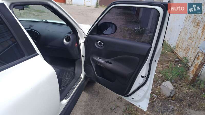 Позашляховик / Кросовер Nissan Juke 2011 в Новомосковську фото 15 Позашляховик / Кросовер Nissan Juke 2011 в Новомосковську