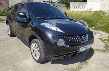 Позашляховик / Кросовер Nissan Juke 2010 в Рівному