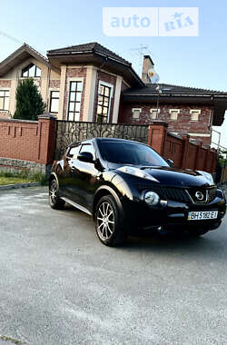 Внедорожник / Кроссовер Nissan Juke 2012 в Киеве