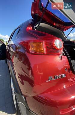 Позашляховик / Кросовер Nissan Juke 2012 в Лозовій