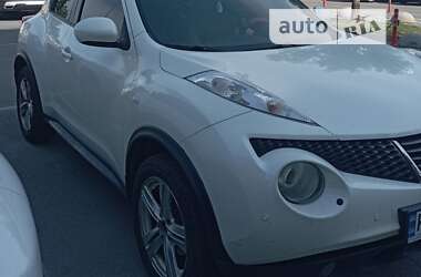 Внедорожник / Кроссовер Nissan Juke 2013 в Киеве