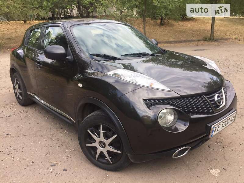 Внедорожник / Кроссовер Nissan Juke 2011 в Кривом Роге