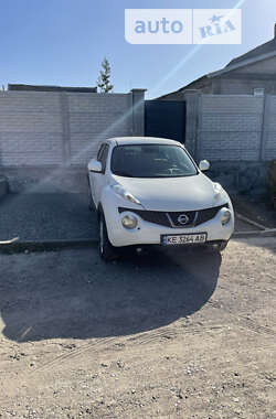 Внедорожник / Кроссовер Nissan Juke 2012 в Каменском