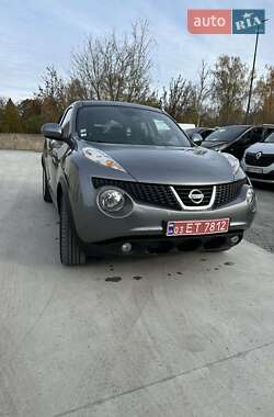 Внедорожник / Кроссовер Nissan Juke 2012 в Дубно