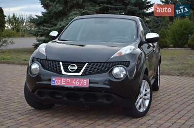 Внедорожник / Кроссовер Nissan Juke 2010 в Хороле