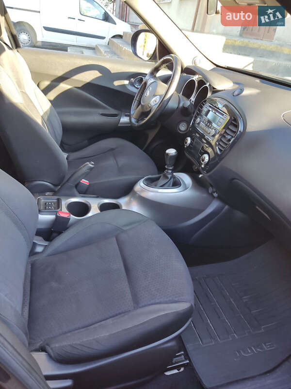 Позашляховик / Кросовер Nissan Juke 2012 в Золочеві