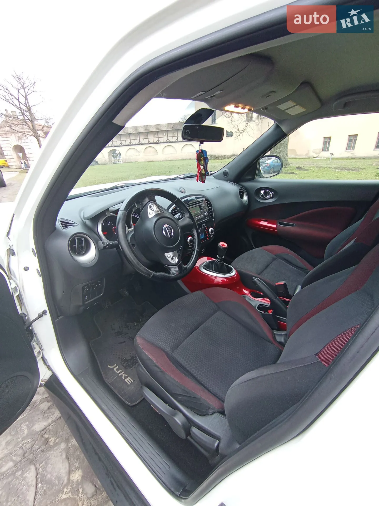 2011 Nissan Juke - мініатюра 12